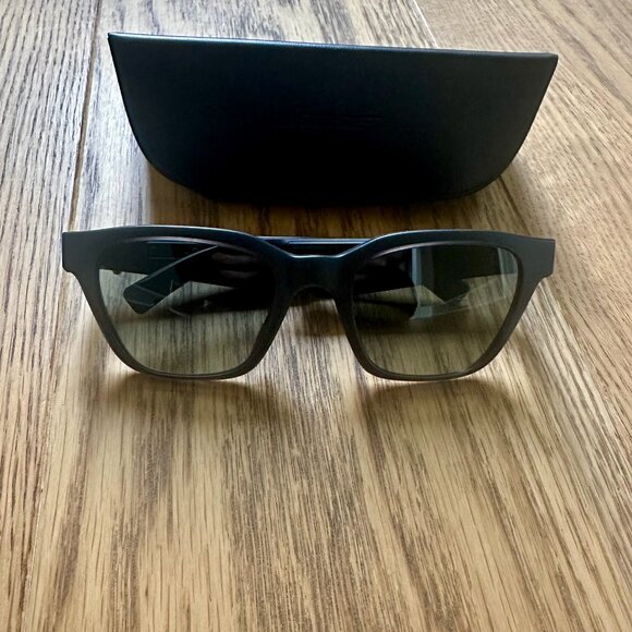 Bose Sunglass Headphones Unworn - Picture 1 of 5